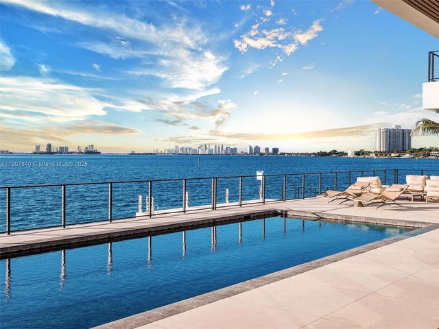 11400 N Bayshore Dr, North Miami, FL 33181