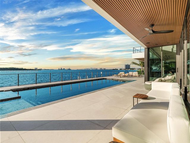 11400 N Bayshore Dr, North Miami, FL 33181