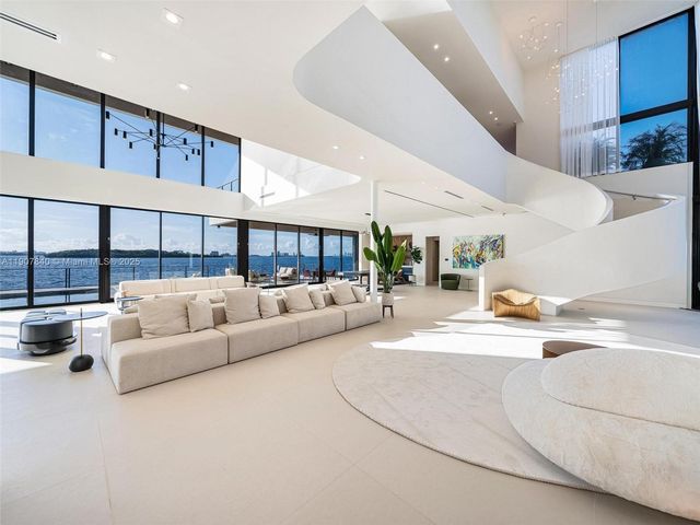 11400 N Bayshore Dr, North Miami, FL 33181