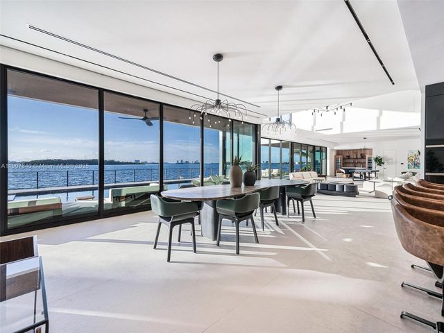 11400 N Bayshore Dr, North Miami, FL 33181