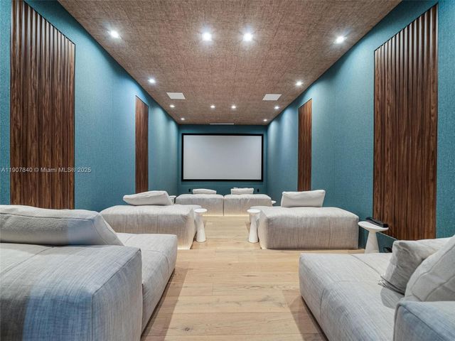 11400 N Bayshore Dr, North Miami, FL 33181