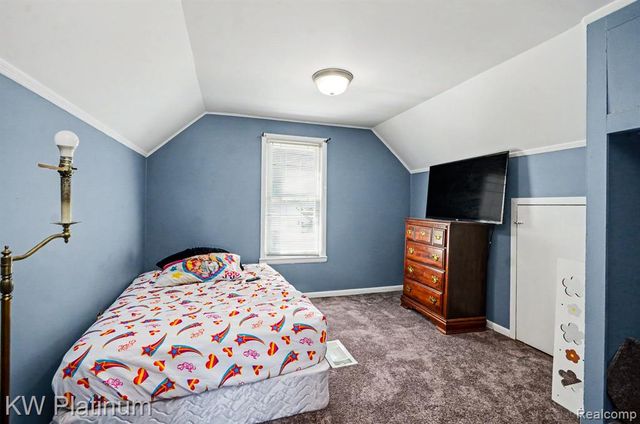 23136 Hill Avenue, Warren, MI 48091