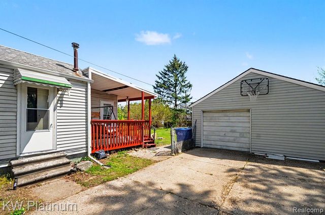 23136 Hill Avenue, Warren, MI 48091