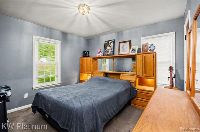 23136 Hill Avenue, Warren, MI 48091