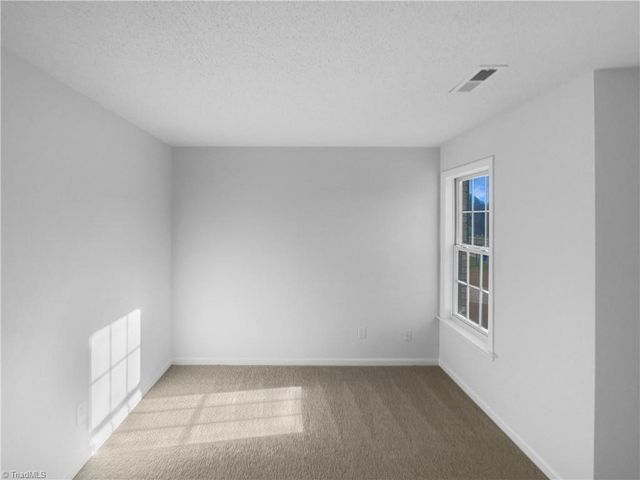 1536 Ballard Court, Kernersville, NC 27284