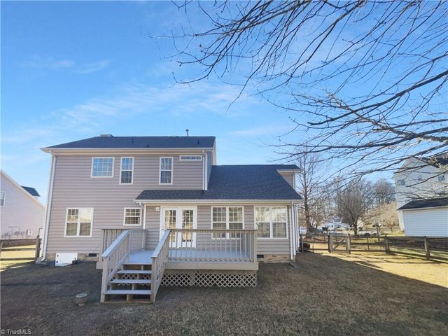 1536 Ballard Court, Kernersville, NC 27284