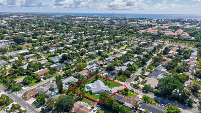 135 SE 28th Court, Boynton Beach, FL 33435