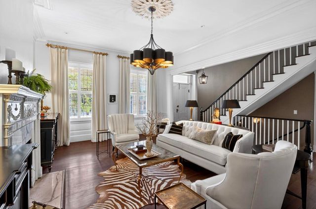 36 Society Street, Charleston, SC 29401