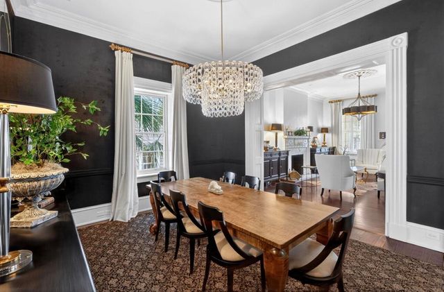 36 Society Street, Charleston, SC 29401