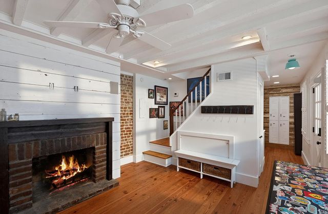 36 Society Street, Charleston, SC 29401