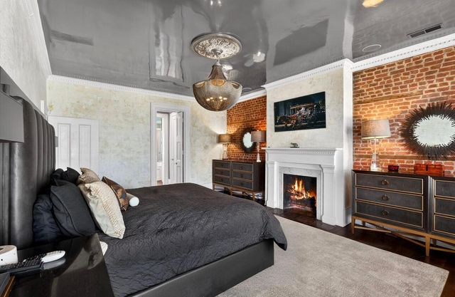 36 Society Street, Charleston, SC 29401