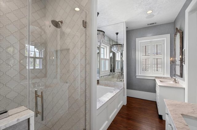 36 Society Street, Charleston, SC 29401