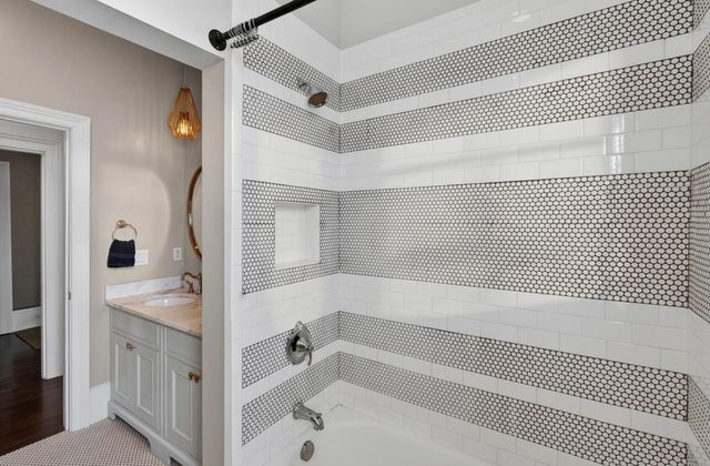 36 Society Street, Charleston, SC 29401