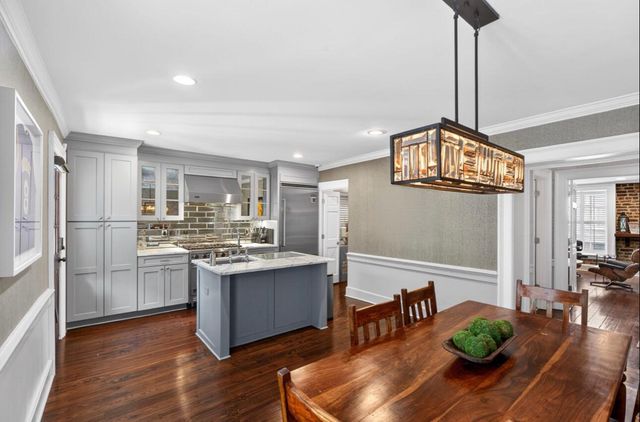 36 Society Street, Charleston, SC 29401