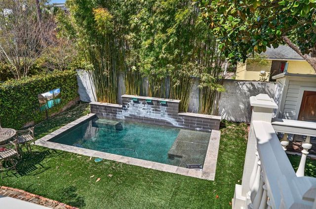 36 Society Street, Charleston, SC 29401