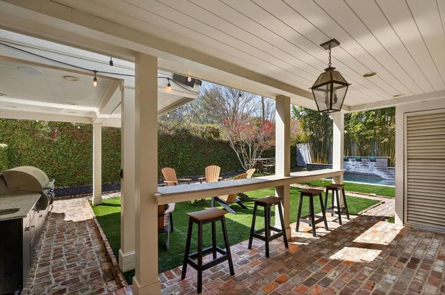 36 Society Street, Charleston, SC 29401