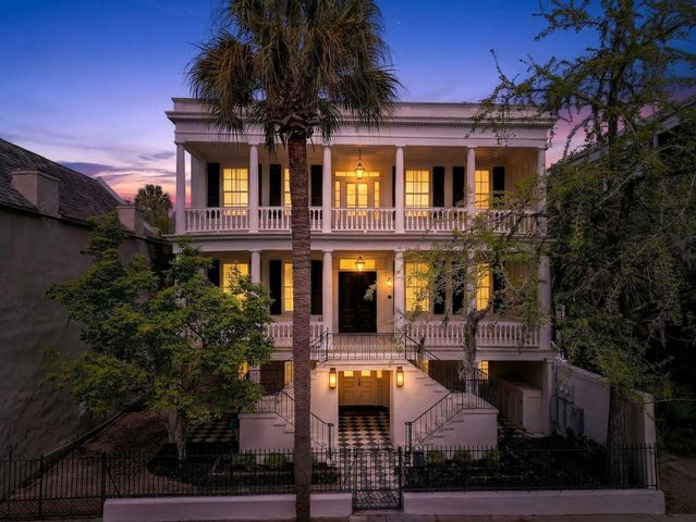 36 Society Street, Charleston, SC 29401