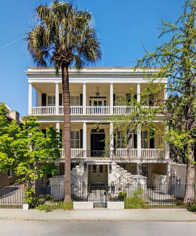36 Society Street, Charleston, SC 29401