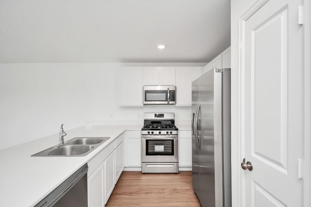 4103 Neches Bend Drive, Baytown, TX 77521