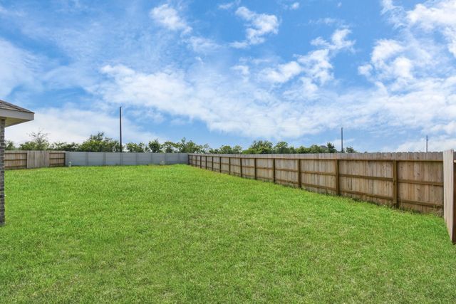 4103 Neches Bend Drive, Baytown, TX 77521