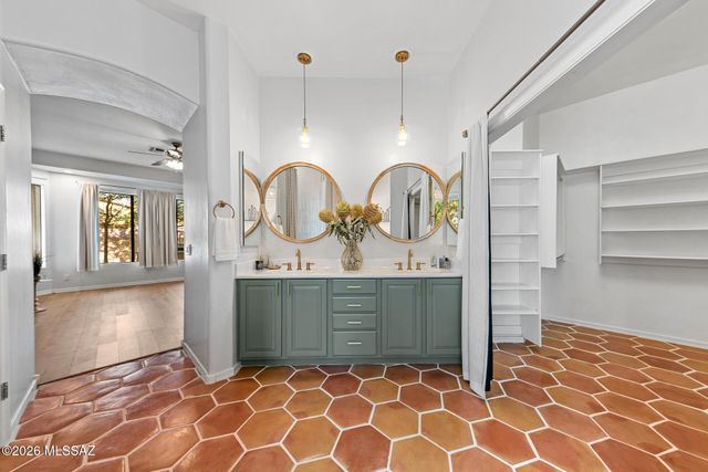 11946 N Copper Sky Place, Oro Valley, AZ 85737