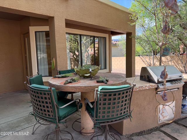 11946 N Copper Sky Place, Oro Valley, AZ 85737