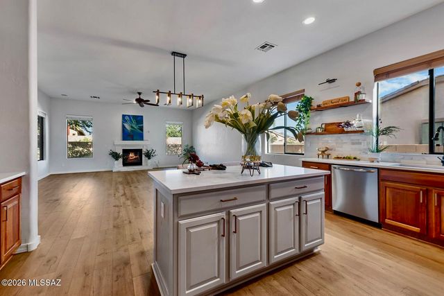 11946 N Copper Sky Place, Oro Valley, AZ 85737