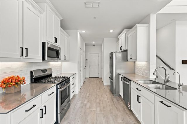 2737 Splendor Drive, Little Elm, TX 75068