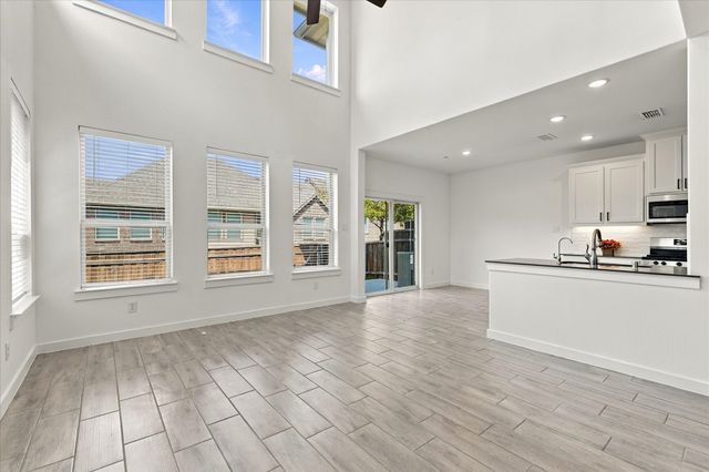 2737 Splendor Drive, Little Elm, TX 75068