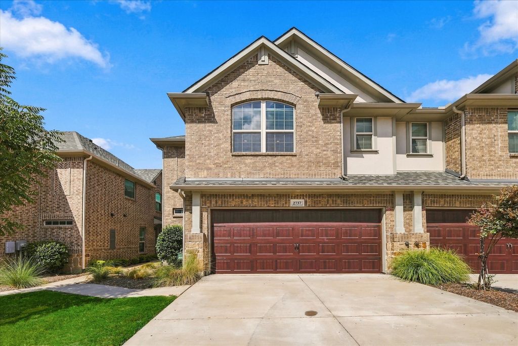 2737 Splendor Drive, Little Elm, TX 75068