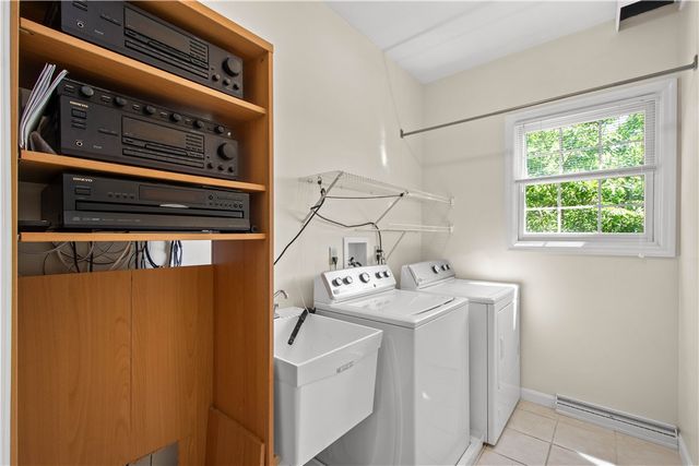 301 Bunker Hill Drive, Peters Twp, PA 15317