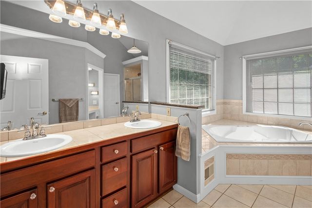 301 Bunker Hill Drive, Peters Twp, PA 15317