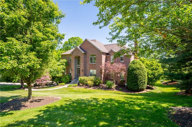 301 Bunker Hill Drive, Peters Twp, PA 15317
