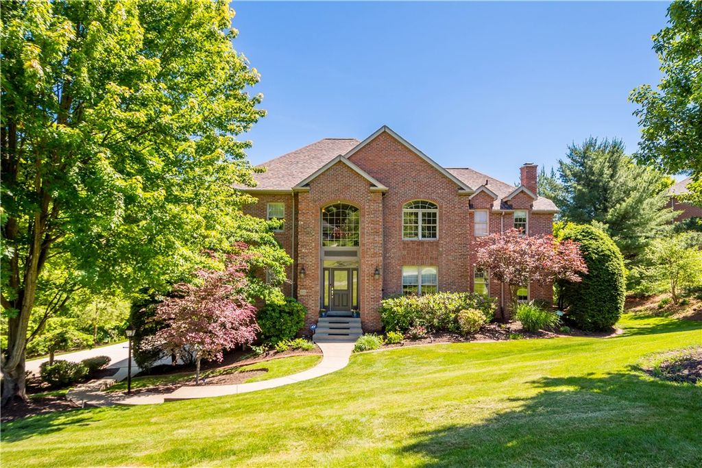 301 Bunker Hill Drive, Peters Twp, PA 15317