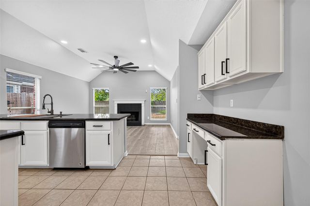31003 N Head Drive, Spring, TX 77386