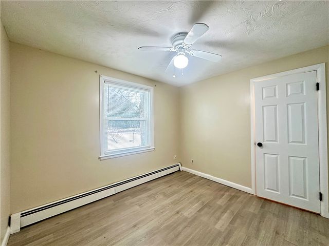 135 South Pierce Road, East Greenwich, RI 02818