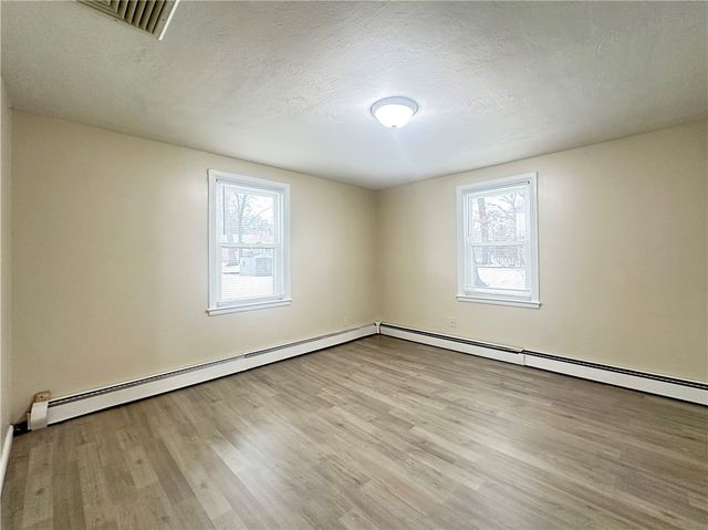 135 South Pierce Road, East Greenwich, RI 02818