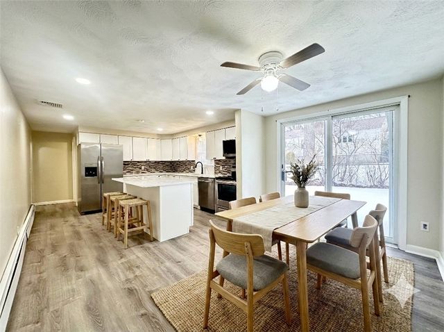 135 South Pierce Road, East Greenwich, RI 02818