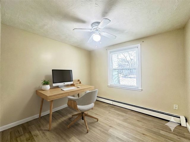 135 South Pierce Road, East Greenwich, RI 02818