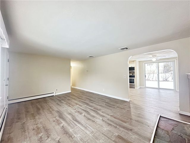 135 South Pierce Road, East Greenwich, RI 02818