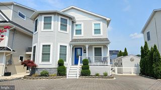 24 DOROTHY DR, Manahawkin, NJ 08050