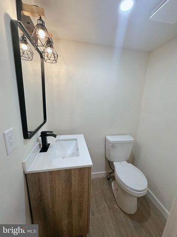 2305 N COLORADO ST, Philadelphia, PA 19132