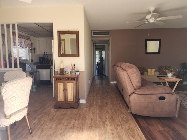 1811 BEDFORD LANE G-152, Sun City Center, FL 33573