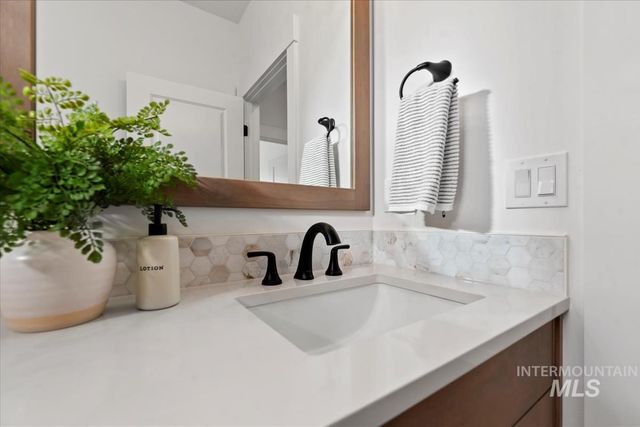 6408 E One Tree Pl., Eagle, ID 83629