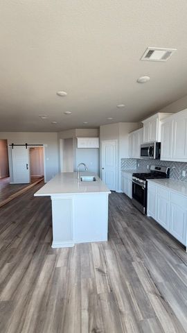 3508 Helena Street, Gainesville, TX 76240