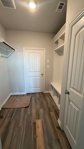 3508 Helena Street, Gainesville, TX 76240