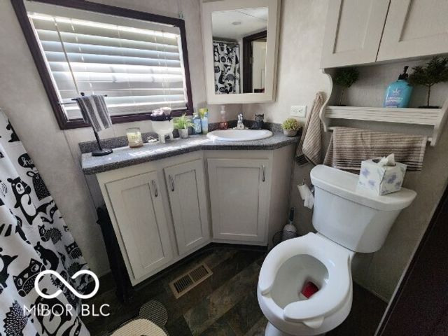 5154 Van Bibber Lake Estates, Greencastle, IN 46135