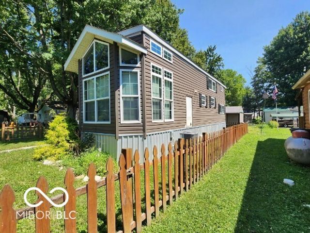 5154 Van Bibber Lake Estates, Greencastle, IN 46135