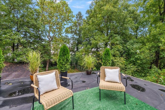 2222 Hoyle Avenue Nw, City Of Walker, MI 49544