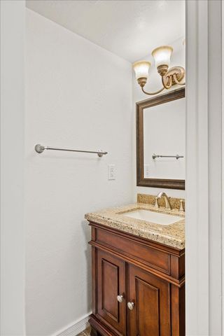 6693 Greenback Ln, Citrus Heights, CA 95621